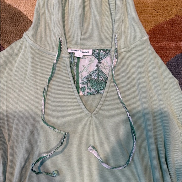 Roller Rabbit Lena V Neck Hoodie Green Ribbed Stretchy Paisley Women’s Medium - Picture 2 of 5